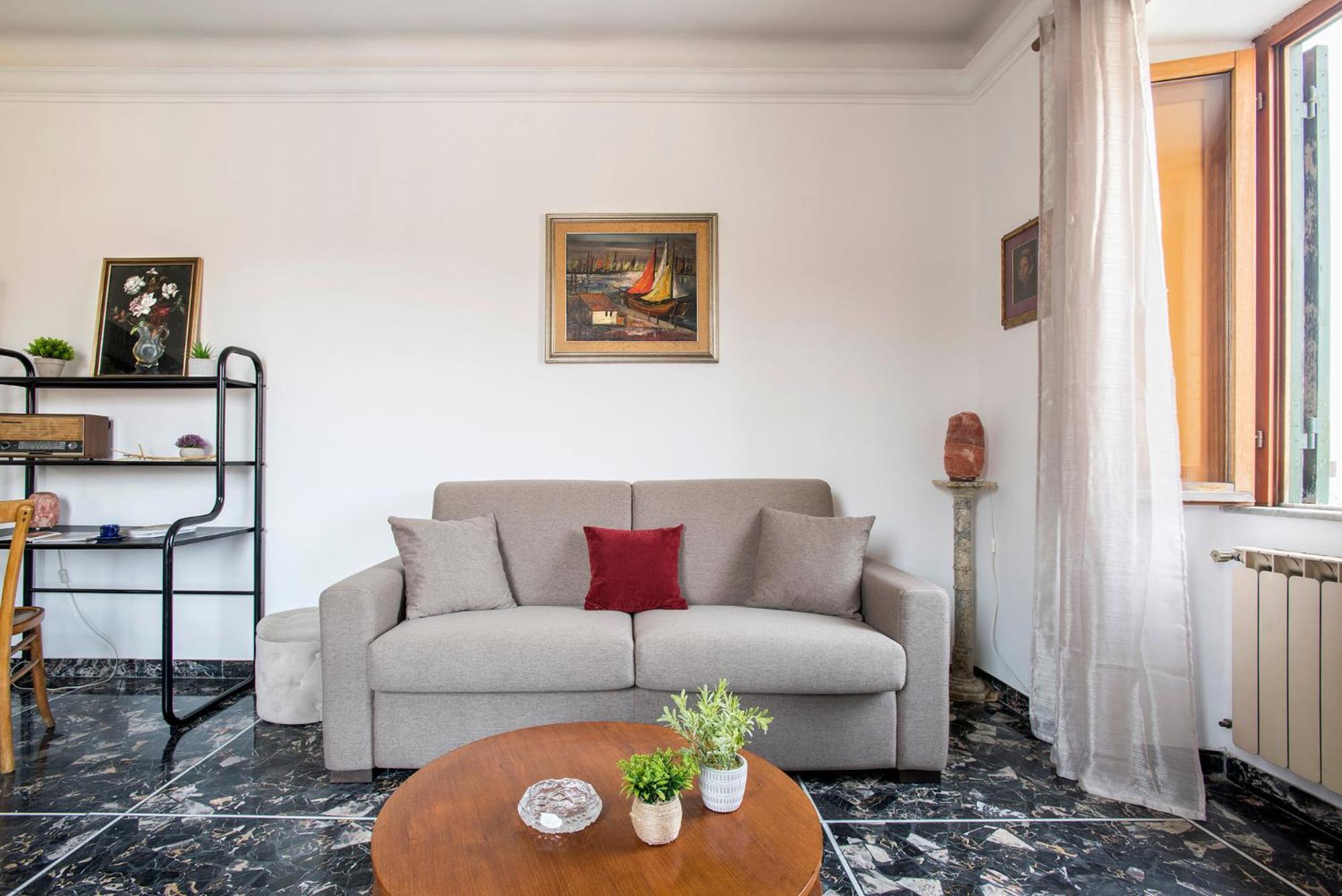 Paramount Pensión 5*
